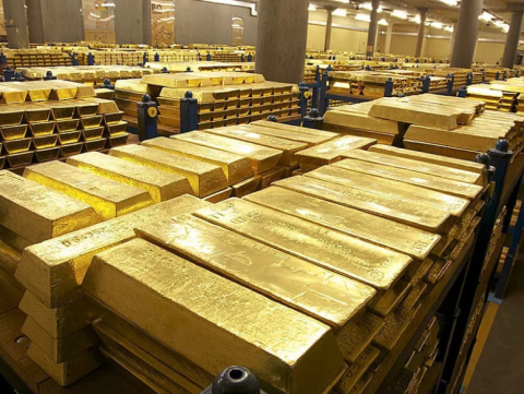 Экспорт золота взлетел в 7 раз относительно того же периода прошлого года. Главным направлением остается Лондон - крупнейший в мире центр торговли физическим слитками.